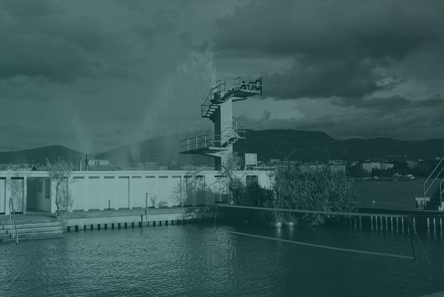 La jetée et le plongeoir des Bains des Pâquis à Genève